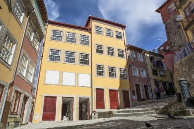 3-Hour Porto Jewish Heritage Walking Tour with Local Guide - Passeio das Virtudes: finishing near the Ribeira energy