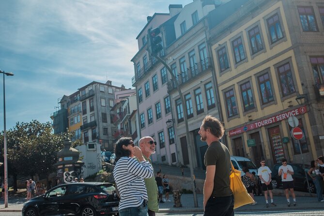 3-hour private guided walking tour of the BEST of Porto - Igreja do Carmo Azulejos: Color, Texture, and a Great Photo Stop