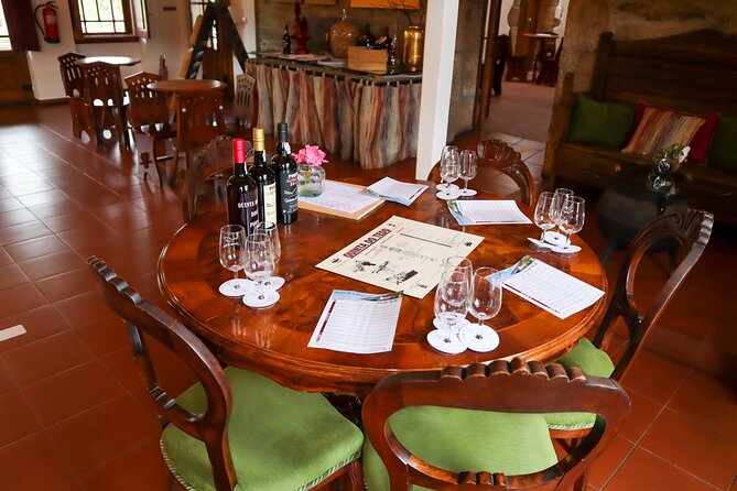 Authentic Small Group Douro Wine Tour with Lunch & River Cruise - Lunch in the Douro Valley: Traditional Portuguese Food, Actually Included