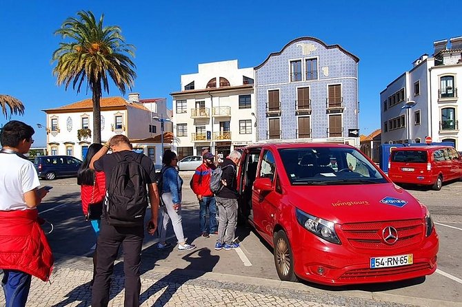 Aveiro and Costa Nova Half Day Tour from Porto with Boat Ride - Guide-led value: when the right storyteller makes the difference