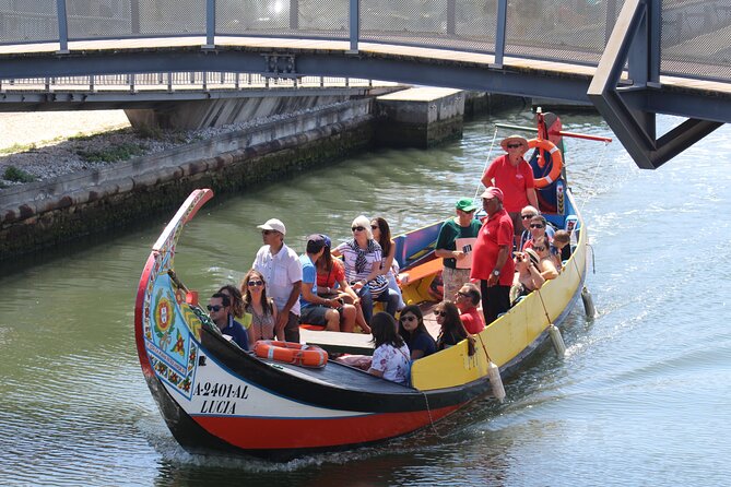 Aveiro Canal Cruise in Traditional Moliceiro Boat - Weather, crowding, and noise: how to protect your experience