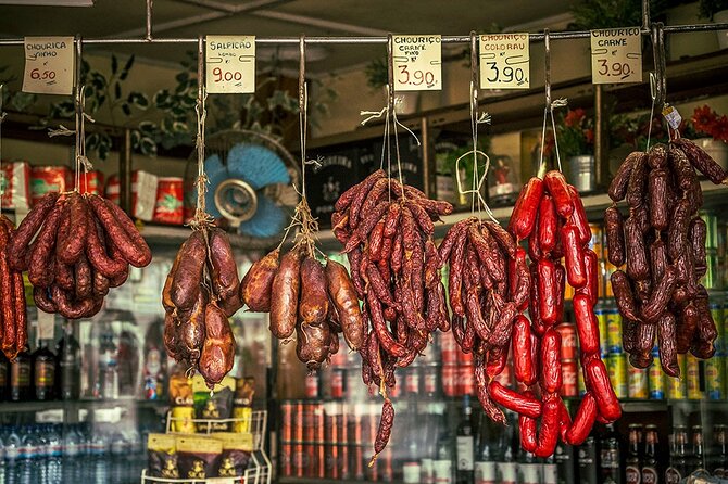 Beyond the Barrel: From Decadent to Down-home in the Heart of Porto - Praça dos Poveiros to Fontainhas: Cheese, Wine, and City Views