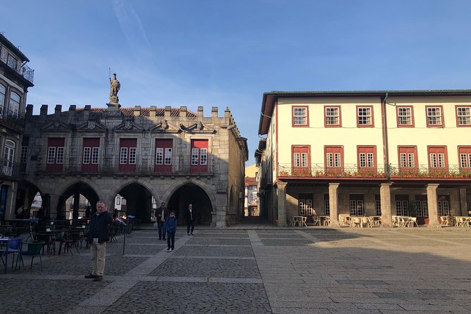 Braga & Guimarães Small Group Tour: Lunch & All Tickets Included - Paco dos Duques de Bragança: Royal Luxuries, Interior Visit