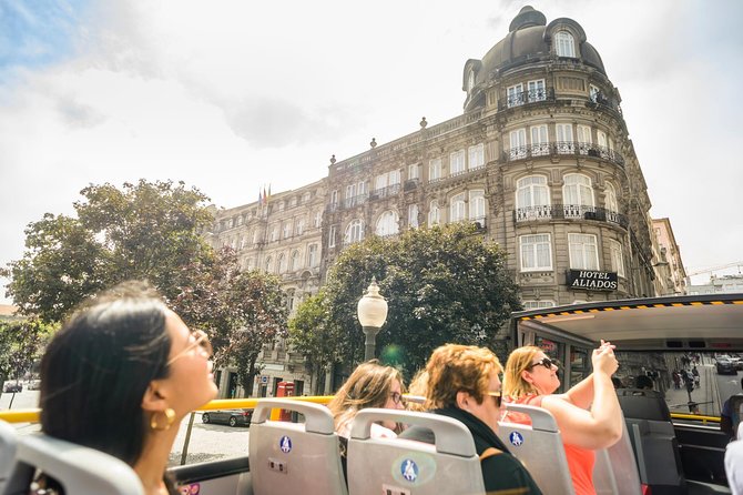 City Sightseeing Porto Hop-On Hop-Off Bus Tour - Walking tours and the night panoramic bonus (Supreme Experience ticket)