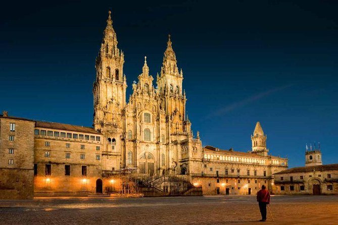 Day Trip from Porto to Santiago de Compostela and Valença - Crossing into Santiago: how the morning setup pays off