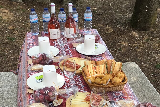 Douro Valley in off road - Private Tour - Guide matter: Rui Pedro’s calm pacing and attention