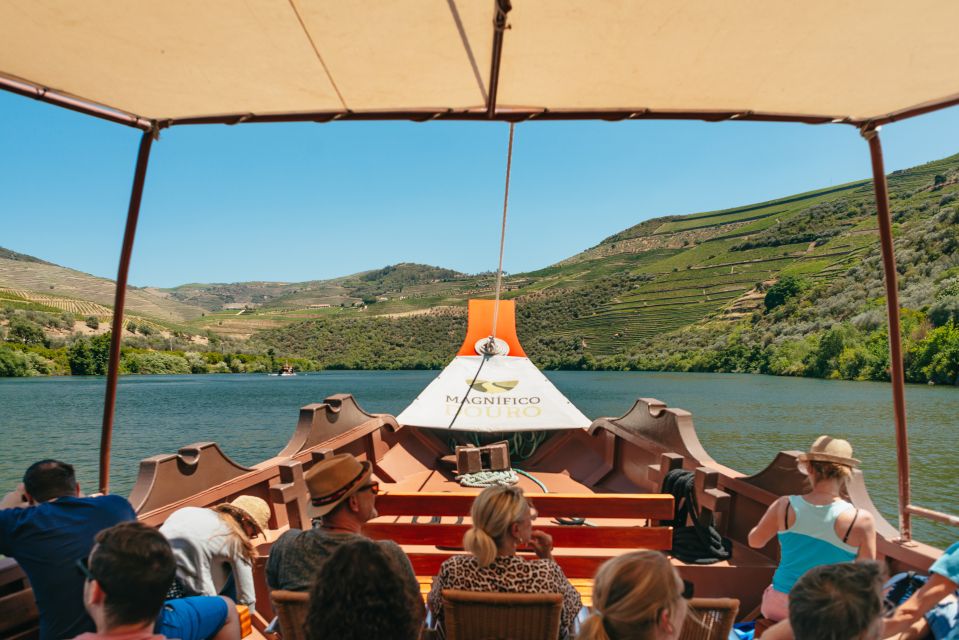 Douro Valley: Wine Tour with Lunch, Tastings & River Cruise - Return to Porto on the N222 road: turning the drive into scenery time