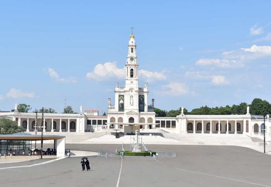 From Porto: Private Transfer to Lisbon w/ up to 4 City Stops - Private Porto-to-Lisbon Transfer That Fits Real Schedules