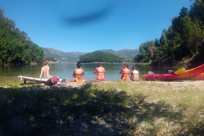 Kayaking and Waterfall in Peneda-Gerês National Park from Porto - Kayaking on Caniçada Lake: what the time on the water really means