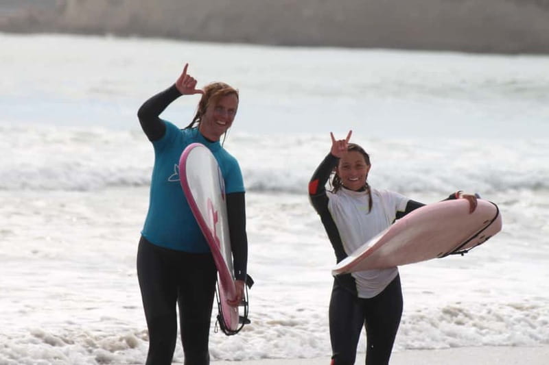 Matosinhos: Surfing Lesson with Equipment - Matosinhos surf lesson: what you learn in 1.5 hours