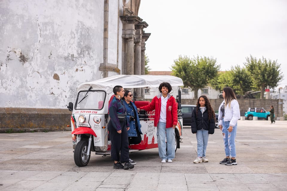 Oporto Tuk-Tuk Tour: Fast, Fun & Flexible – 1H to Full Day! - Foz beaches on longer tours: sea air if your schedule has extra time