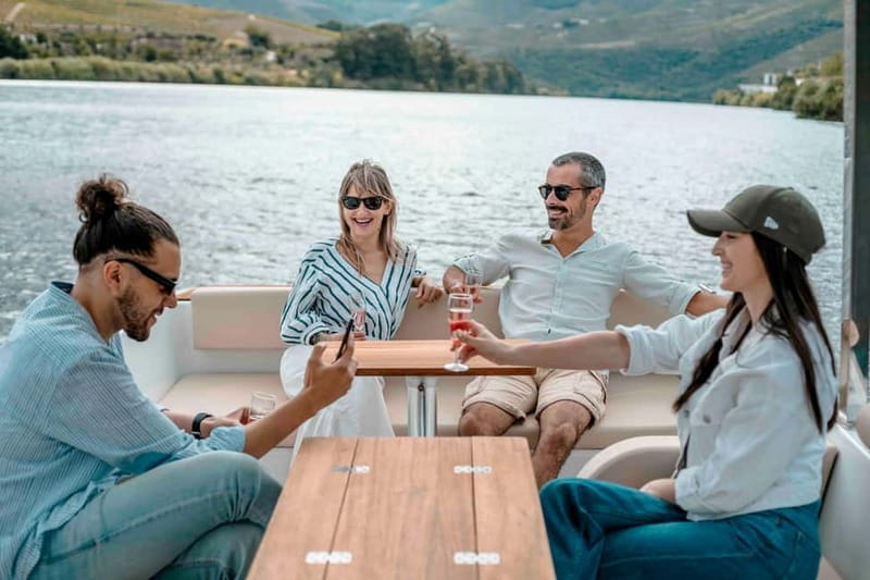 Pinhão: Douro River Solar Boat Tour with Wine Tasting - Group size, wifi, and comfort: how the tour stays relaxed