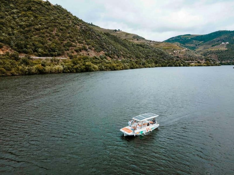 Pinhão: Douro River Solar Boat Tour with Wine Tasting - Price and value for about $19 per person