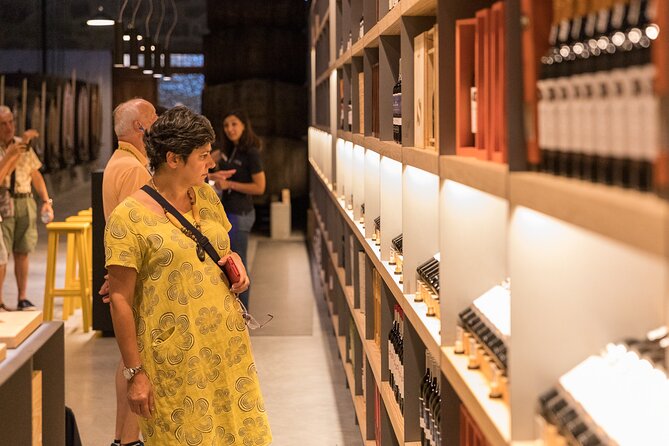 Poças Guided Visit and Wine Tasting of 3 Port Wines - Pairing Port with food: what to do after you leave