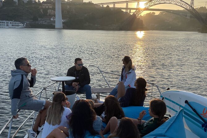 Port : 6 Bridges Cruise With Sunset option & Port wine - Timing and what to wear for a real Porto sunset