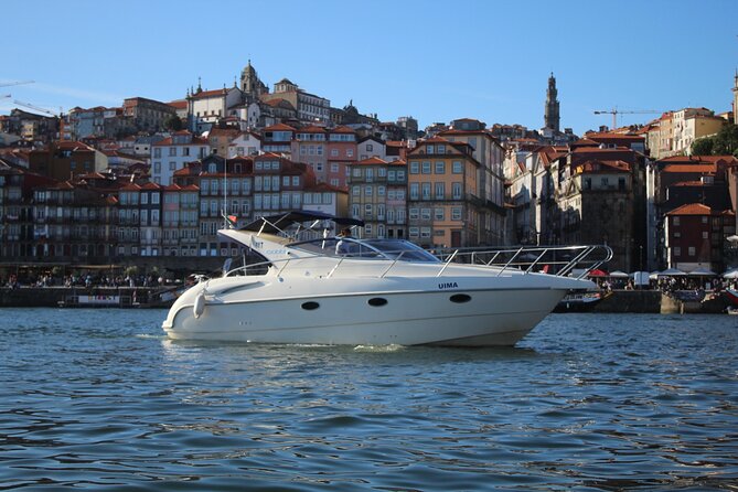 Port : 6 Bridges Private Yacht Cruise with Local Wine & Snacks - Key things that make this cruise worth your time