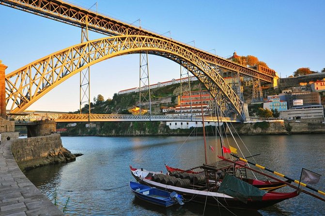 Port Wine Lodges Tour Including 7 Port Wine Tastings (English) - Key highlights at a glance