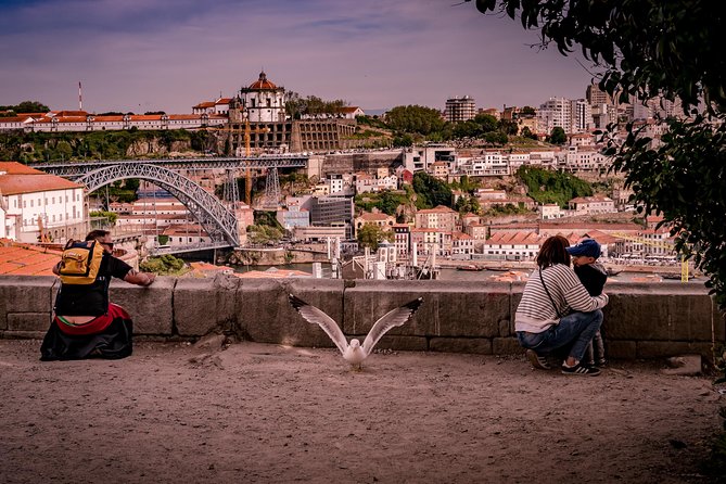 Porto 1/2 Day Walking Photo Tour & Portraits - Cais da Ribeira: Riverfront Charm That Looks Good From Multiple Angles