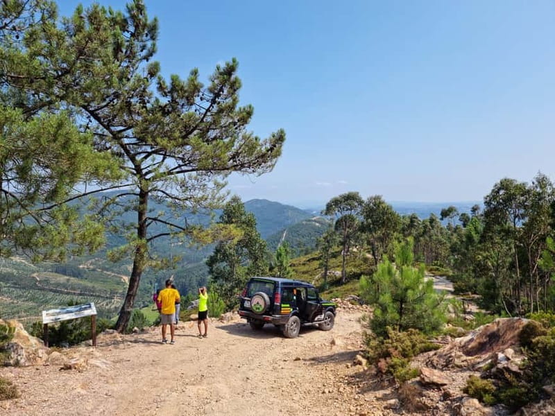 Porto: 4x4 Mountain Tour - Traditional village time: rural Portugal with a guided walk