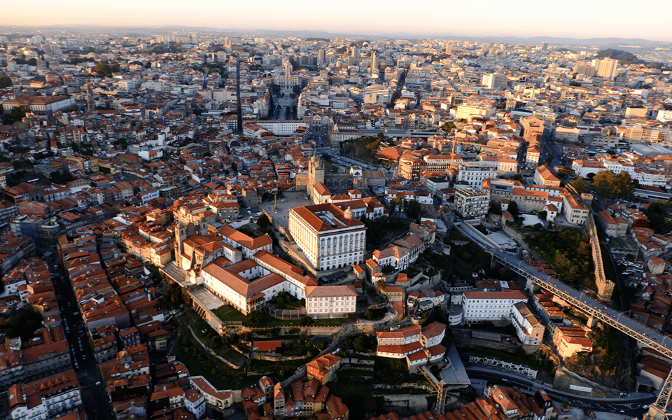 Porto: 5D Flight over de City for all family. - Should You Book Porto: 5D Flight Over the City for All Family?