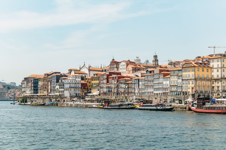 Porto: 6 Bridges Douro River Cruise - The six bridges route: from Porto’s center to Freixo and back
