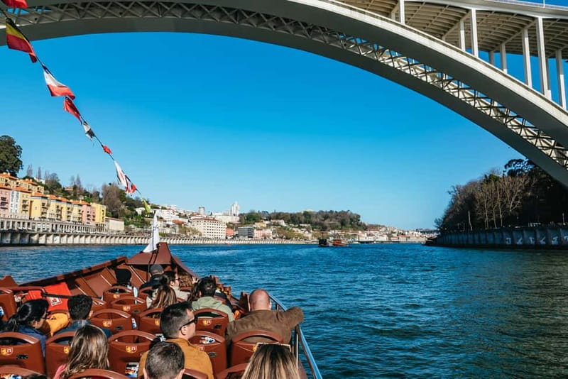 Porto: Bridges Cruise with Wine Cellar Tour or Sunset Option - The river route: old Porto, Ribeira energy, and bridges on the move