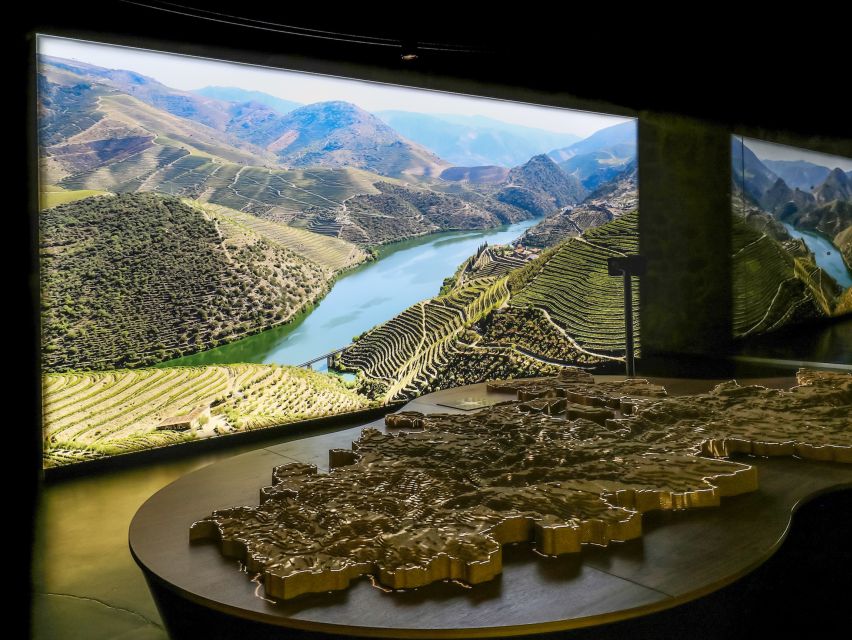 Porto: Cálem Cellar Tour, Fado Show & Wine Tasting - How to make the most of the night