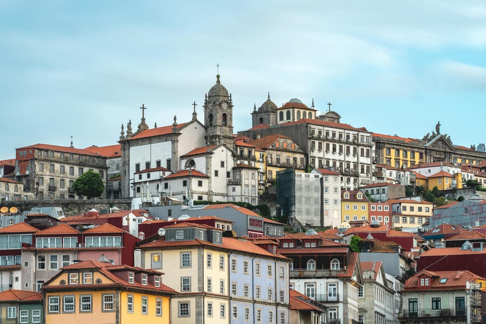 Porto: City Center Walking Tour - São Bento Station Tiles: The Story Under Your Feet