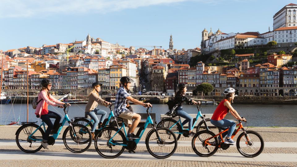 Porto: City Highlights 3-Hour Guided Electric Bike Tour - Porto Cathedral (Sé) and why the timing feels right