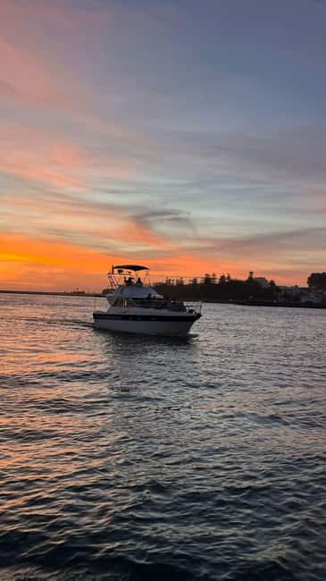 Porto: City Views or Sunset Tour with Drinks - First impressions: a boat tour that feels personal