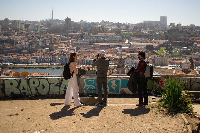 PORTO city Walking Tour - São Bento Railway Station: Porto Tiles and a Real Sense of Place