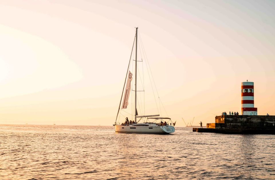 Porto: Daytime or Sunset Douro River Sightseeing Cruise - Foz do Douro and the Atlantic Feel: Why the End of the Cruise Matters