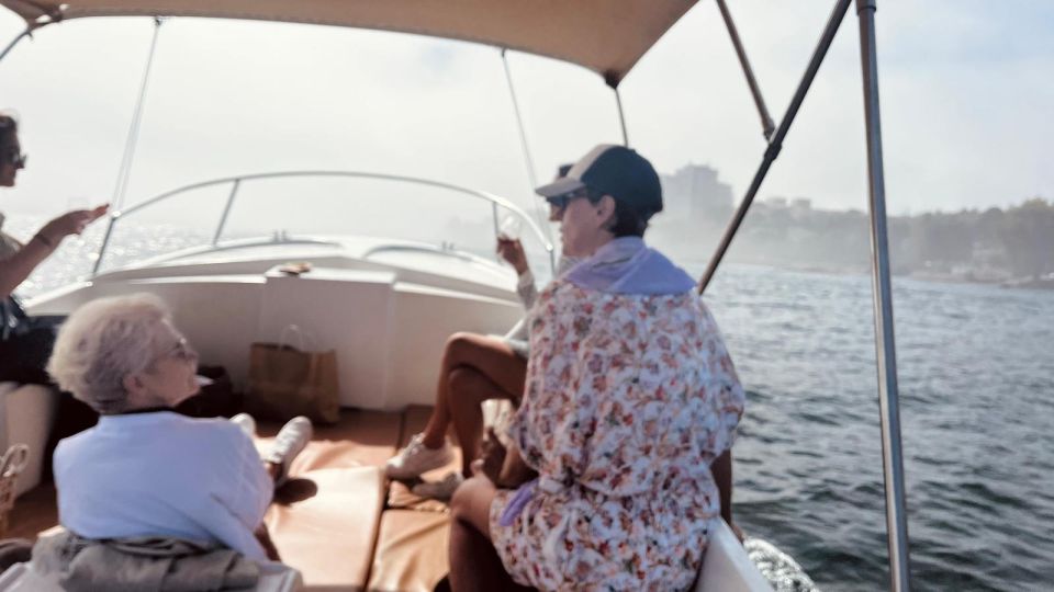 Porto: Douro River Boat Cruise with Port Wine Tasting - Port wine tasting on deck: what you’re actually getting