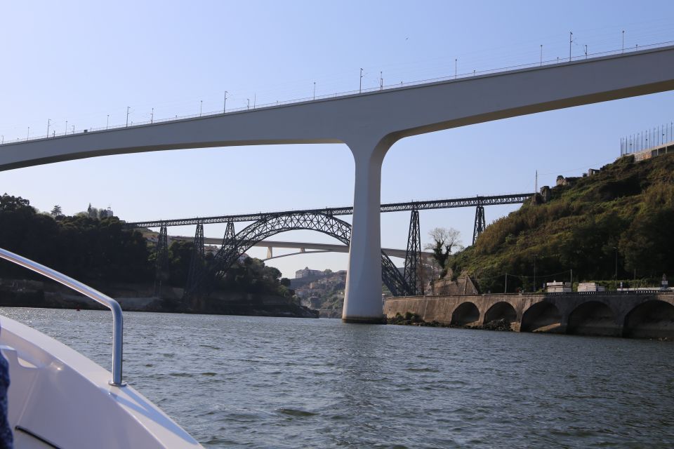 Porto: Douro River Cruise w/ Portuguese Wines & Local Host - Private Trip Option: When Your Boat Feels Like a Conversation