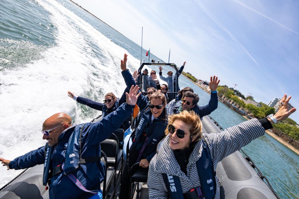 Porto: Douro River Speedboat Tour - When the tour reaches the sea: wind, waves, and that electric feeling