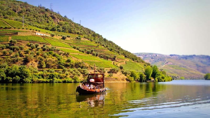 Porto: Douro Valley Tour at 2 Wineries with Lunch and Cruise - Pinhão and the Rabelo boat cruise: why the river view matters