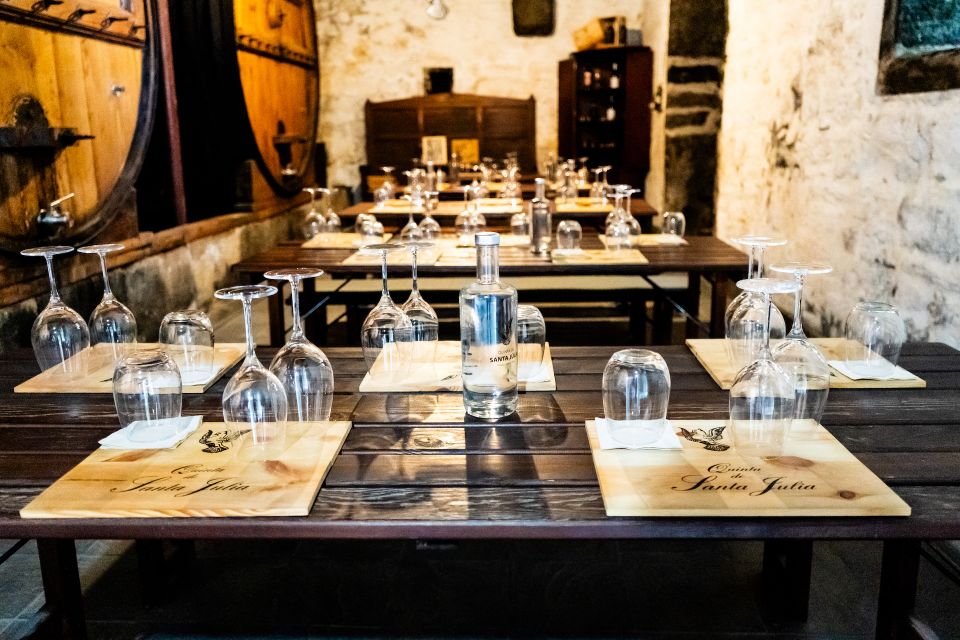 Porto: Douro Valley Tour with Lunch, Boat Cruise & Tastings - Lunch in a Douro wine cellar: where the meal actually means something