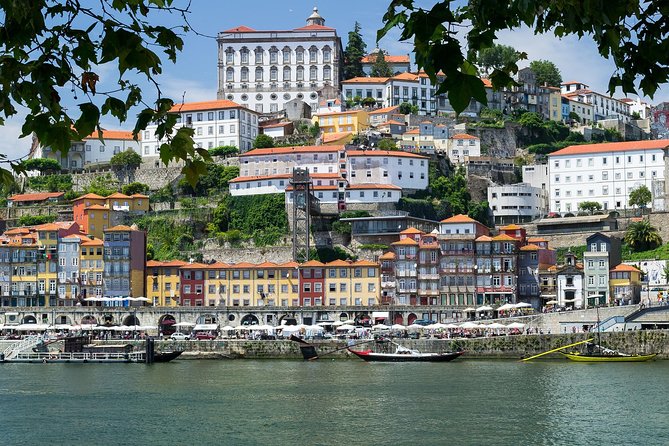 Porto Essential Walking Tour - Livraria Lello and Torre dos Clérigos: Famous Names, Ticket Choices
