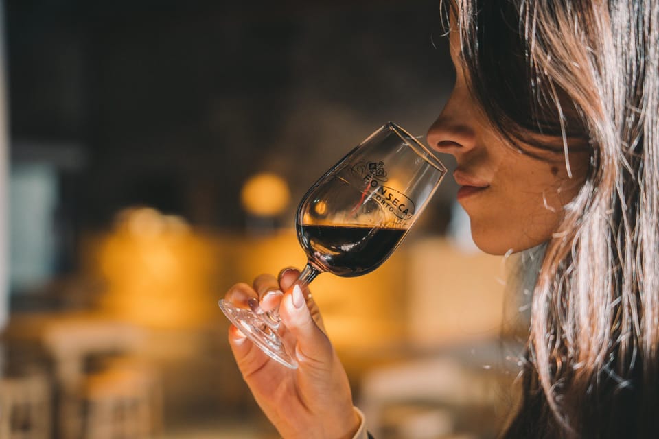Porto: Fonseca Cellar Tour & Fado Show with Optional Dinner - What you taste, what you hear, and how long it takes