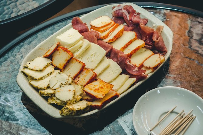 Porto Food and Local Drinks Evening Tour by Food Lover Tour - Drinks That Make Porto Make Sense: Beer, Wine, and Port Secrets