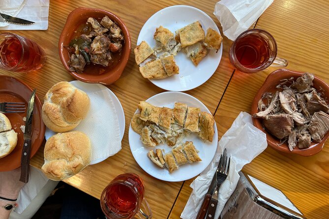 Porto Food Half-Day Tour - 9 tastings, 5 drinks, coffee/tea: how to get the most out of the food load