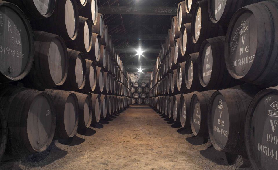 Porto: Graham's Port Lodge Tour with Premium Wine Tastings - Porto Port Lodge Tour: What Makes Graham’s Different in Gaia?