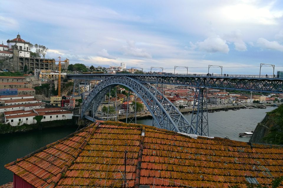 Porto: Guided 3-Hour Best of Tour by Segway - Avenida dos Aliados and Café Majestic: Porto Shows Off