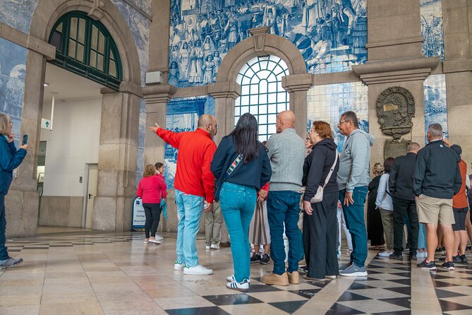 Porto Half-Day Guided Historical Tour with Port Cellar Visit and Tasting - Church of Clérigos: Nicolau Nasoni’s baroque fingerprints