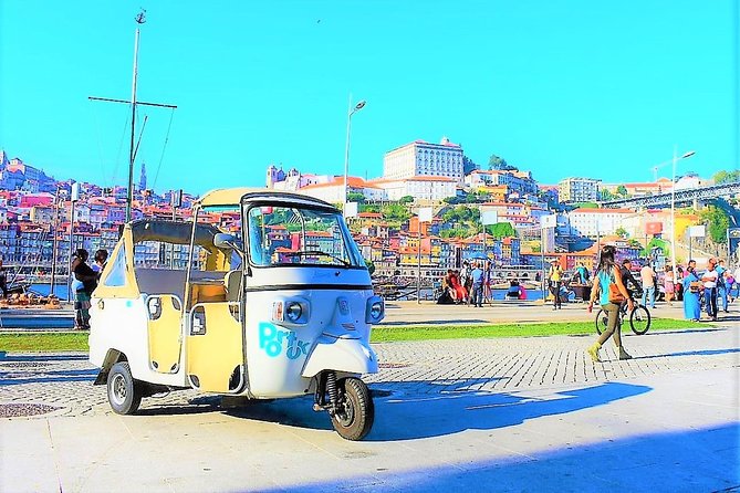 Porto Half Day Private Tuk Tuk Tour - Jardim do Palácio de Cristal: the garden break with big city views