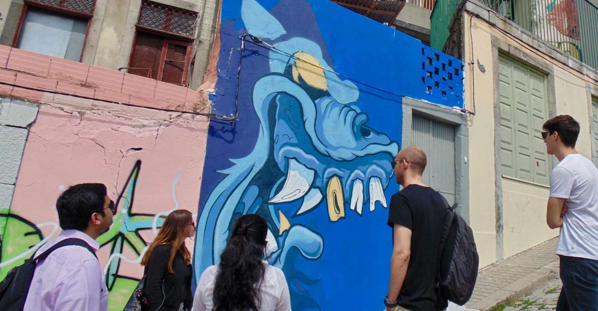 Porto: Half-Day Street Art Tour - 1.5 hours of famous walls, local artists, and City Hall tension