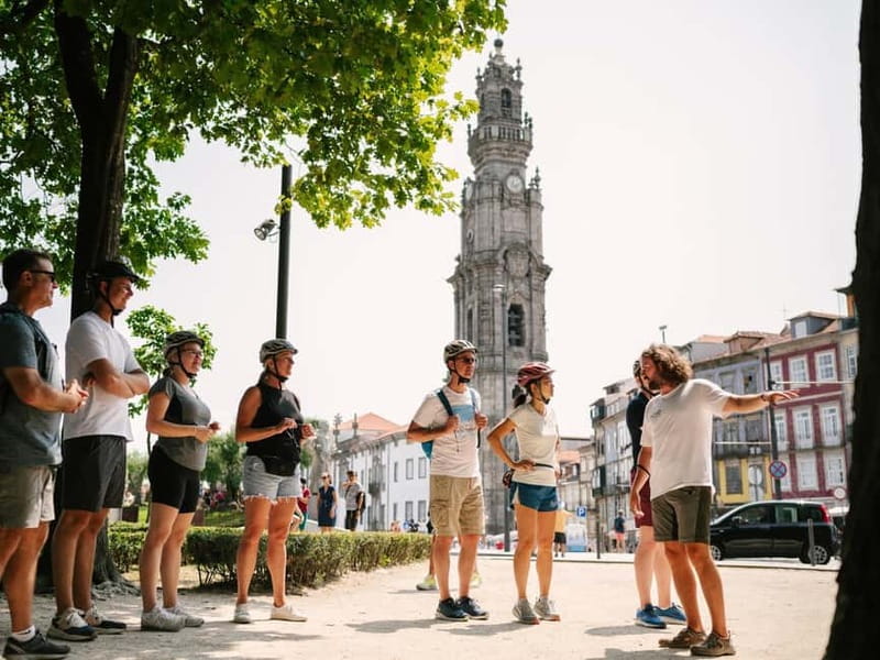 Porto: Highlights in 3 Hours E-Bike Tour - Porto Cathedral and São Bento: architecture you can feel, not just pictures