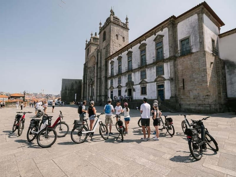 Porto: Highlights in 3 Hours E-Bike Tour - Aliados Avenue to Clérigos Tower: the city’s centerline and a hill reminder