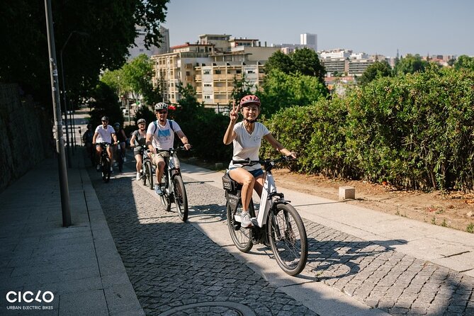 Porto Highlights in 3 Hours E-Bike Tour - Historical, Sightseeing - Serra do Pilar viewpoint: where Porto snaps into focus