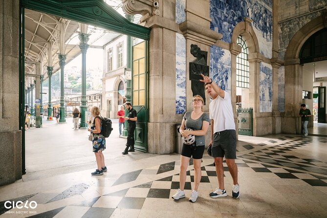 Porto Highlights in 3 Hours E-Bike Tour - Historical, Sightseeing - Avenida dos Aliados: the city’s public front door